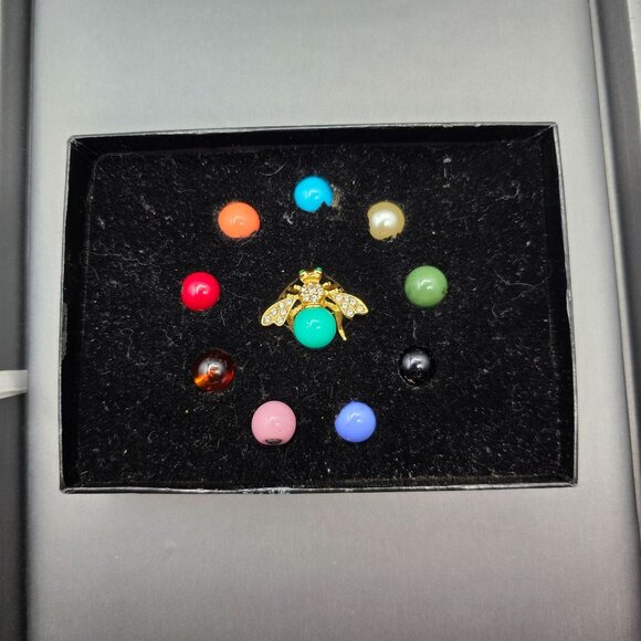 Joan Rivers Jewelry - Joan Rivers Classic Collection Bee Brooch Set 10 12.3mm Interchangeable Beads